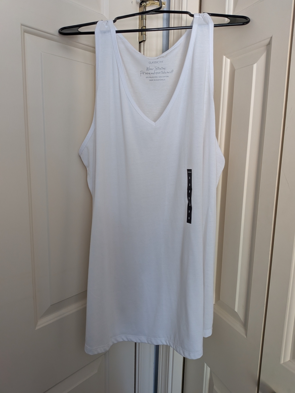 torrid White V-Neck Tank Top
